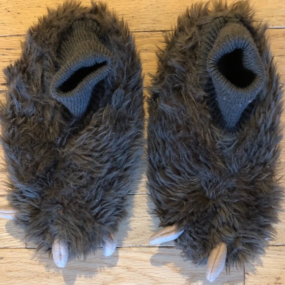 Cute Fuzzy Kids' Animal Bear Claw Slippers - Picture 2 of 5